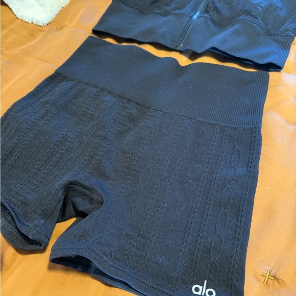 Alo Set - Picture 2 of 3